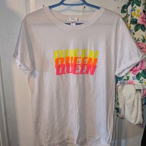 T shirt with neon colours (queen)